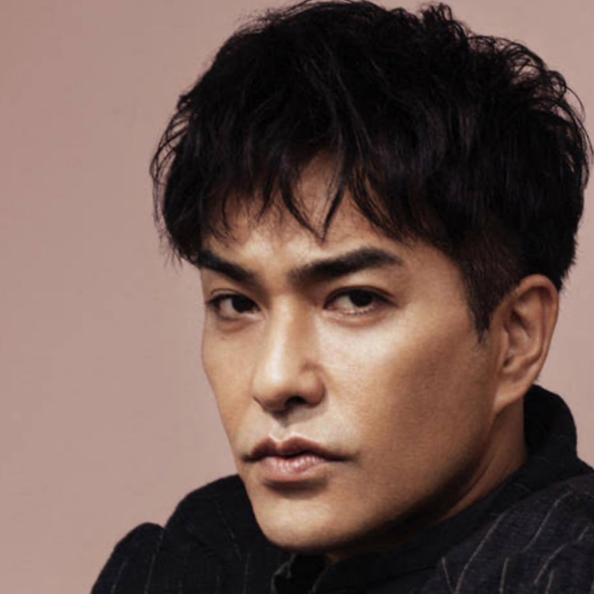hanaton_8710's tweet photo. タイタニック
もし日本で実写版したら間違いなくホックリー役は北村一輝さんだろうな？笑
#タイタニック https://t.co/rLTd0rD5xl