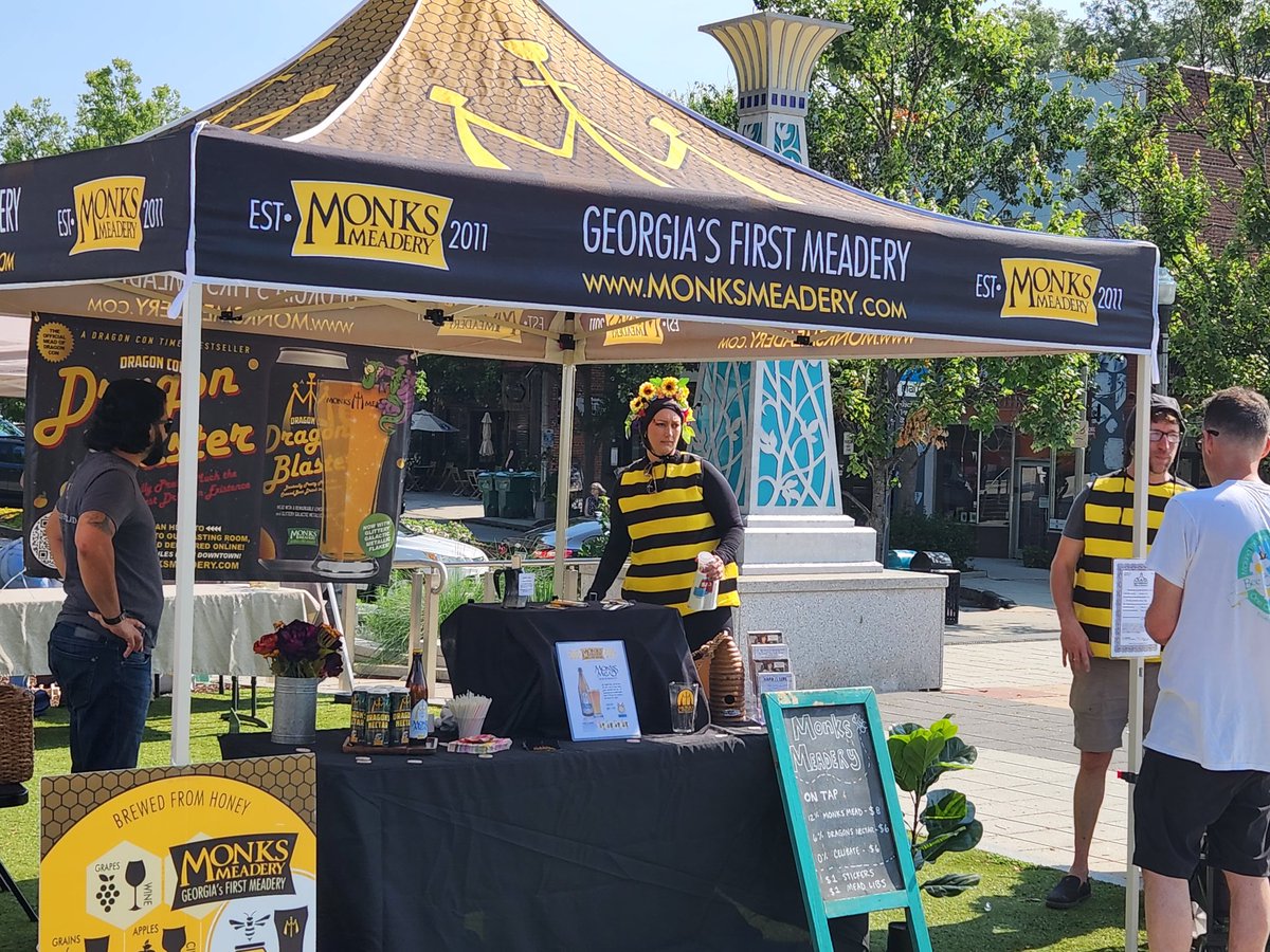 cclatlanta's tweet photo. #ClimateAction today is visting the BeeCatur event... Come on over to the Decatur ASquare! https://t.co/cTmjXUt7W3