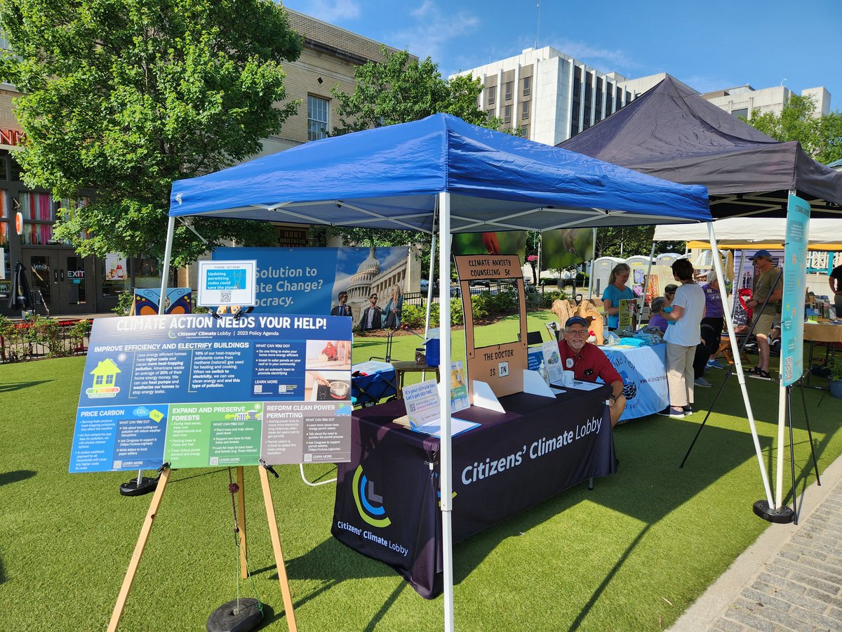 #ClimateAction today is visting the BeeCatur event... Come on over to the Decatur ASquare!