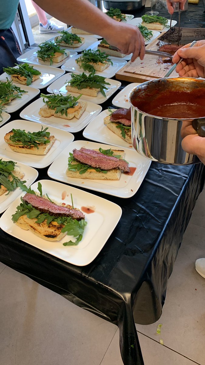 HansBrender's tweet photo. Next: #Grillschule https://t.co/e5dYPLd21u