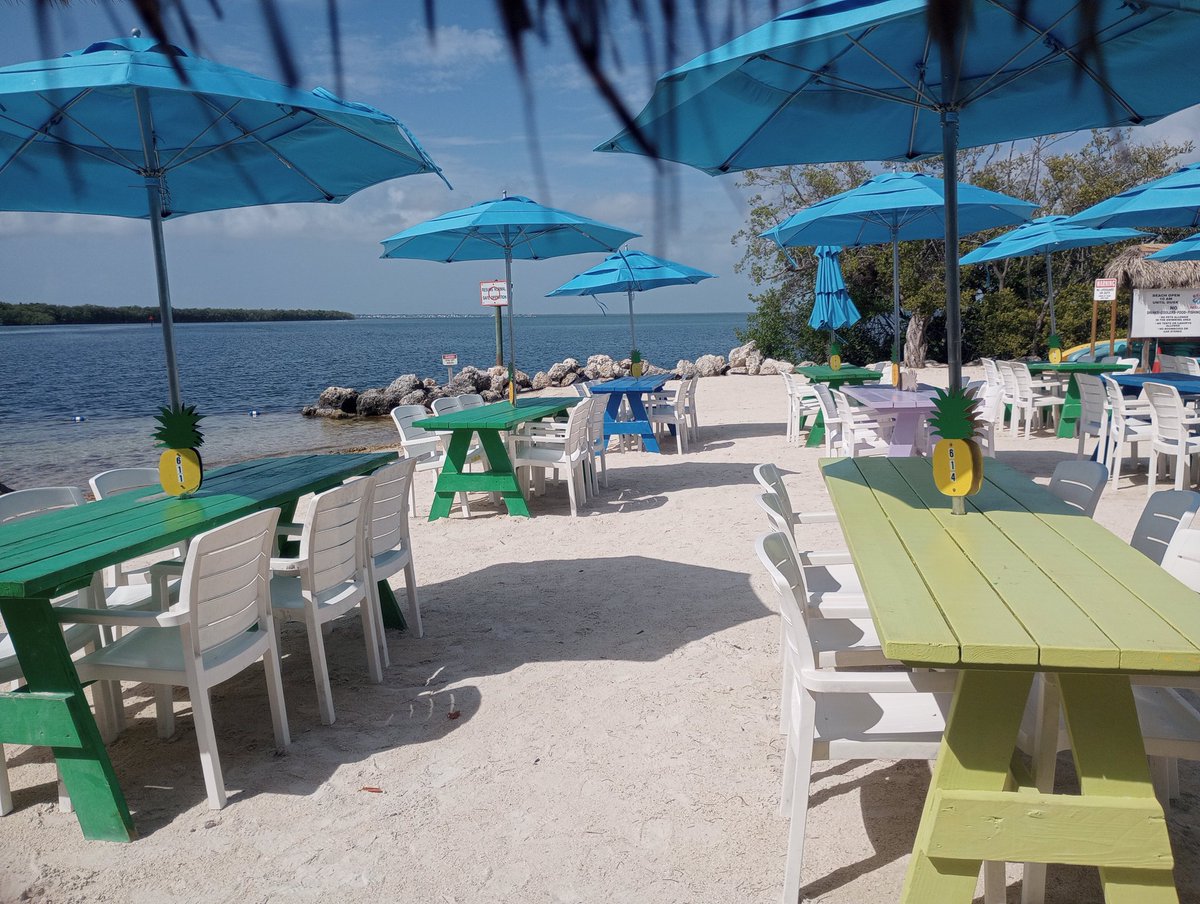 First stop Gilbert's. #KeyLargo #LoveFL🏝️