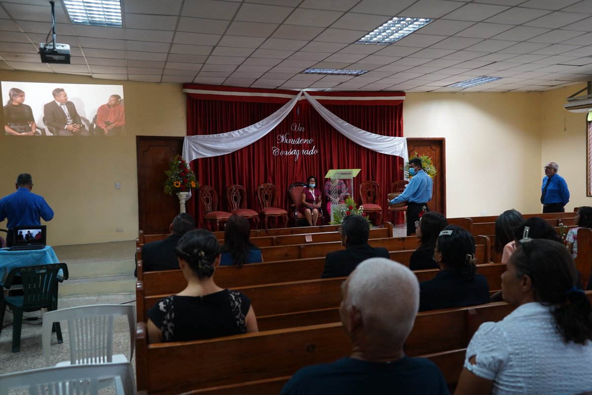 Se exhibe el video 100% Fiel antes de recoger los diezmos y las ofrendas al finalizar el servicio. 

#PasiónMIVENOR #IASD