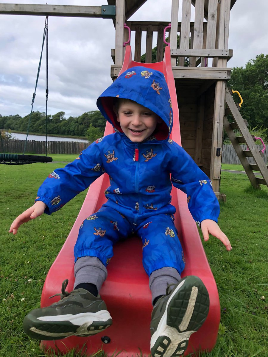 bluestackSNF's tweet photo. Saturday magic 🪄 at our Saturday Club this week we played in the sandpit, went swinging, ☀️bounced in the garden, completed puzzles, 🎶played D.J., 🪵explored the lights in the sensory room, ⭐️laughed a lot and lots more🙌🏼 #bluestacksnf #saturdayclub #lotsoffun #bluestack https://t.co/lJfSuae2wE