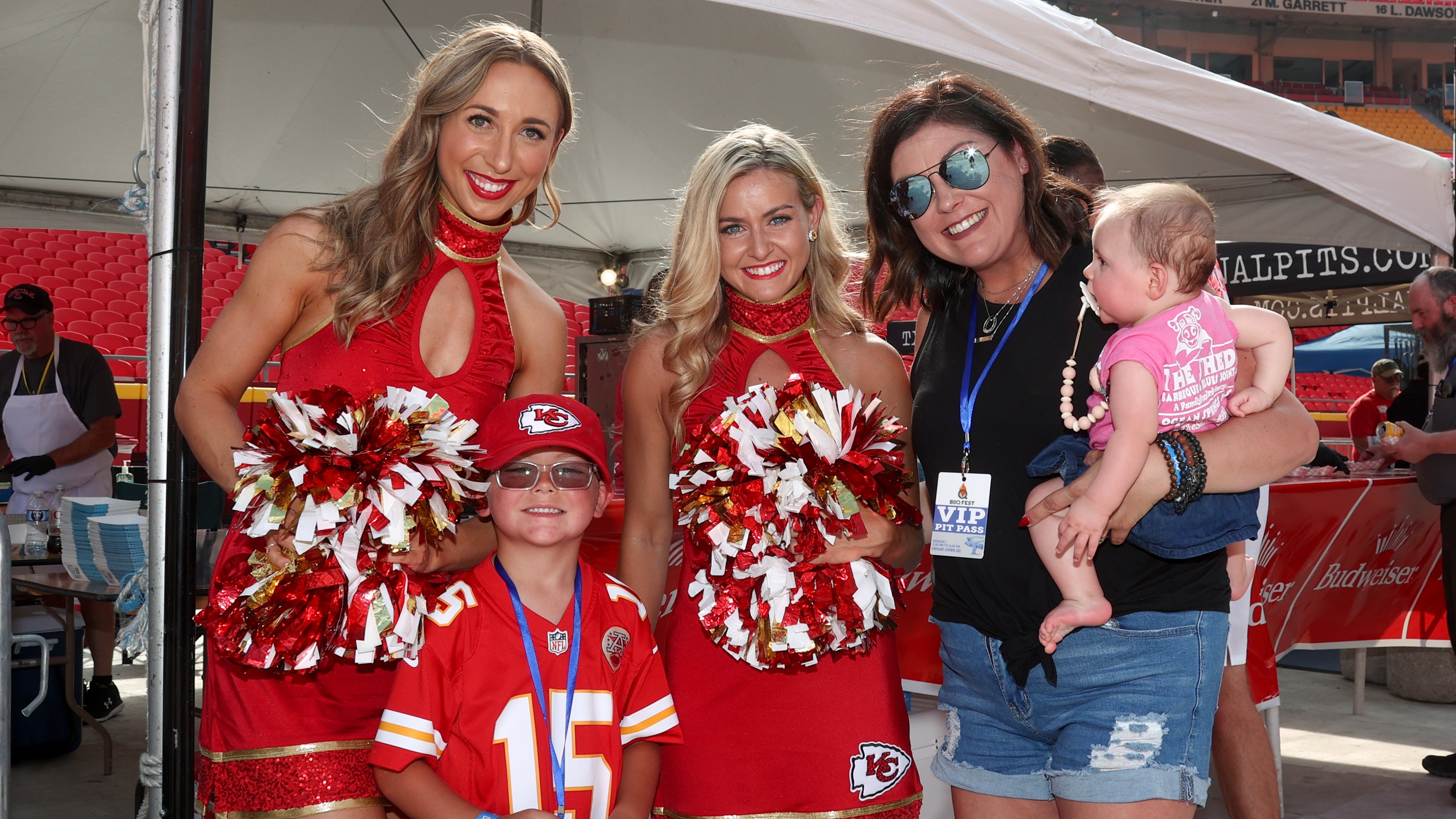 arthur-bryant-s-barbeque-on-twitter-ain-t-she-beautiful-kcbbqfest-chiefs-https-t-co