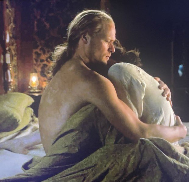Mariann14273520's tweet photo. @SheKnows @Outlander_STARZ @caitrionambalfe @SamHeughan @SkeltonSophie @RikRankin @Writer_DG @reshingbull This scene gutted me to the core.  Both Sam and Cait's performances were off the charts incredible..  They drew me into their souls and emotions and left me feeling their pain and sorrow..💖💖 https://t.co/MpL3pOofxs