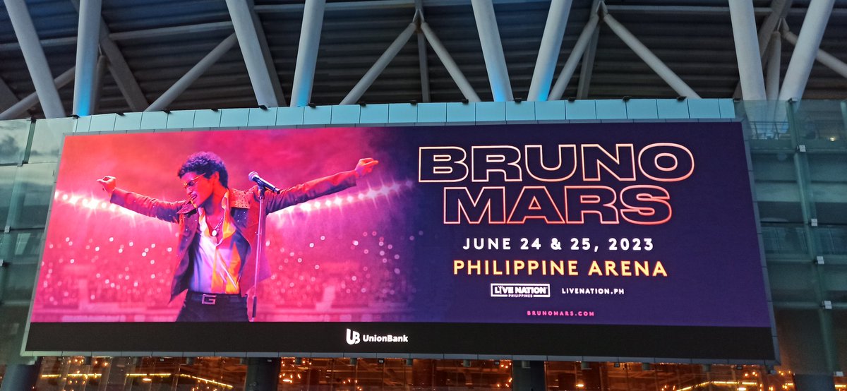 That was a blast! 🧡 #BrunoMarsInPH