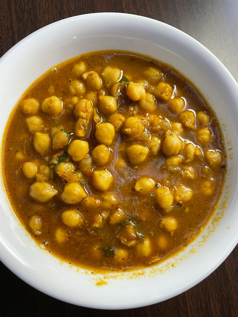 kitchen_usha's tweet photo. Pic of the day 

#picoftheday 
#Chhole #chanamasala #food #homemade https://t.co/h6mVfSr6IQ