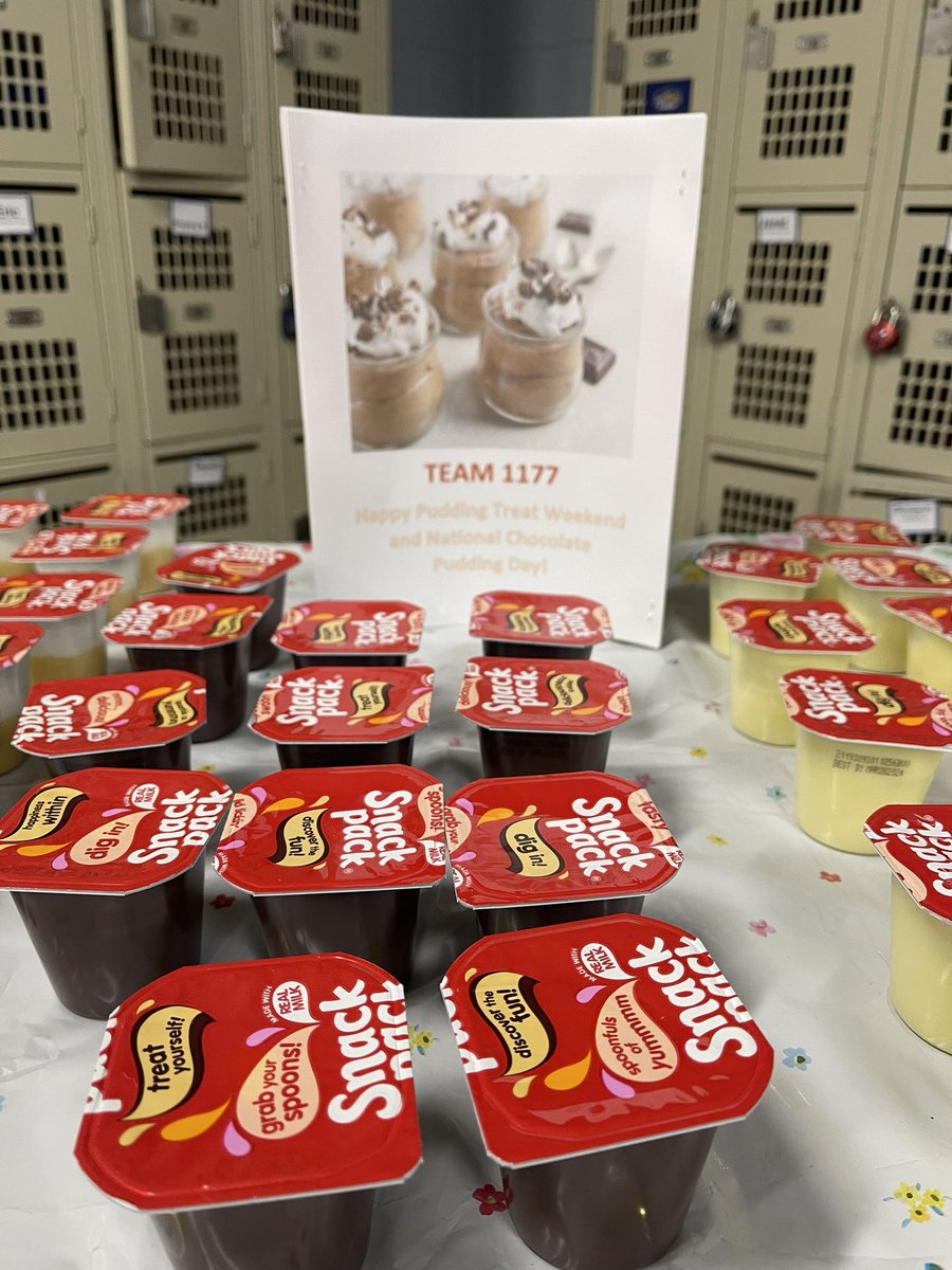 1177Lowes's tweet photo. Pudding weekend!!! @Anthony_Battle1 @BellAnyae @LowesCareers https://t.co/fReQRoCIXm
