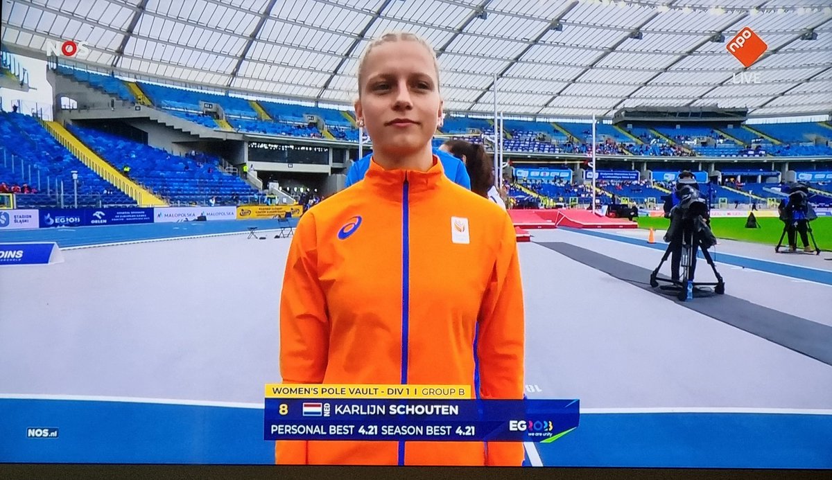 Karlijn Schouten is met Polshoog heel goed bezig ! 3.70 en 3.90 in 1e poging, 4.10 in 2e poging en... 4 meter 25 centimeter in de 1e poging = Persoonlijk Record (4.21) ‼️