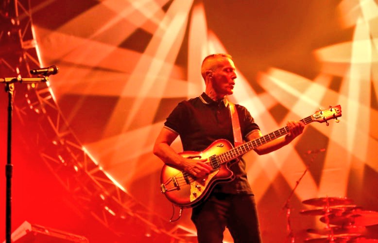 Happy Birthday!! Curt Smith, músico y compositor reconocido por ser fundador y vocalista de Tears For Fears. 