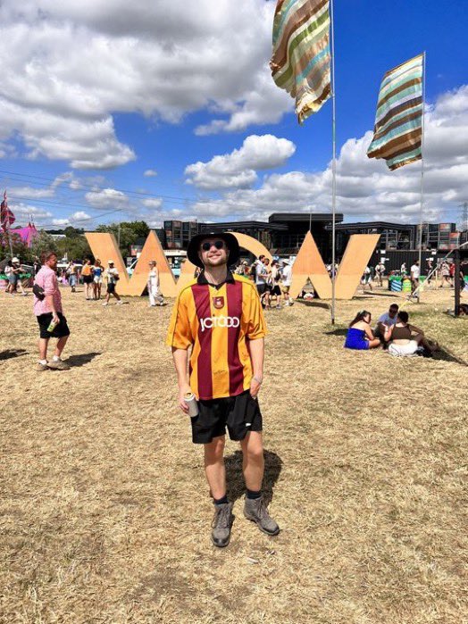 GlastoFooty's tweet photo. Bradford City (2002/03)

#GlastoFootyShirts https://t.co/aIBfW2foW2