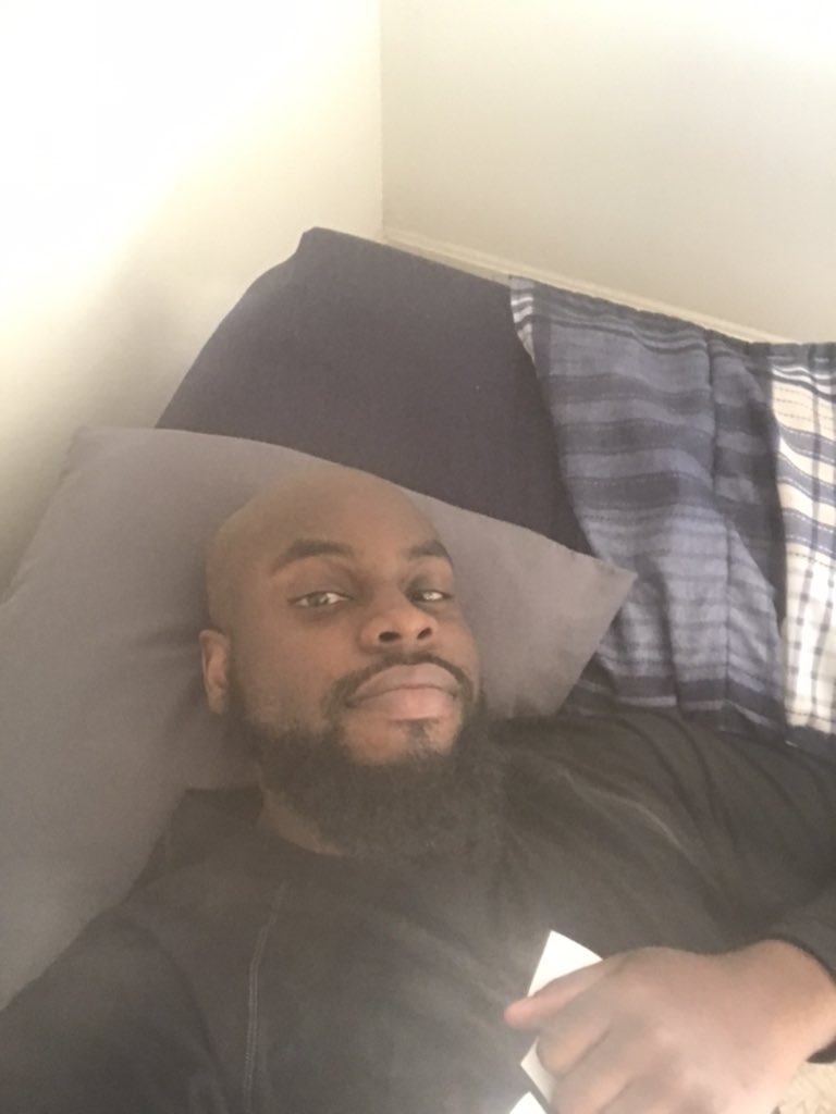 BootySpecialis1's tweet photo. Cuddle me pls 🥺 https://t.co/Mfw5Lw5rHv