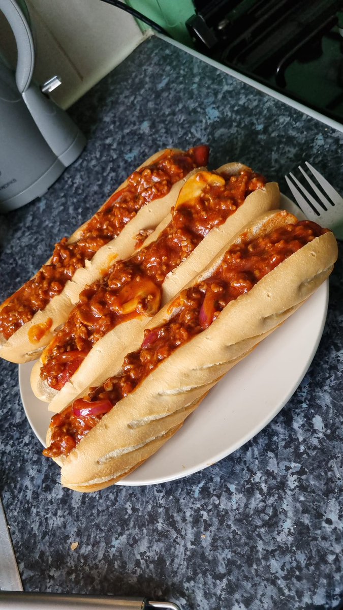 Rate My Plate on Twitter "Chilli Dawgs by Reiss"