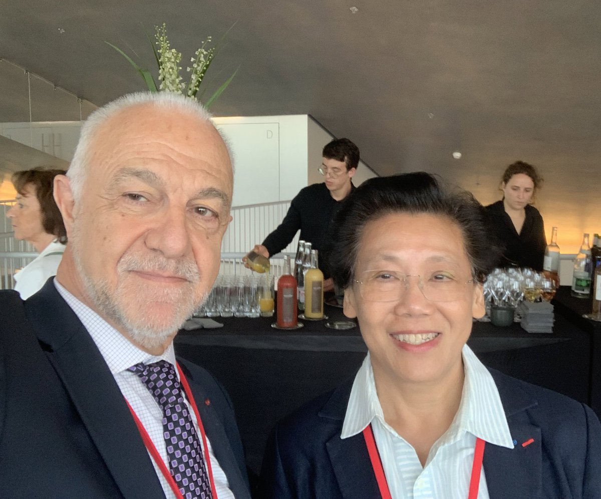 JMCambaceres's tweet photo. AG @SmlhNational (Société Membres Légion d’Honneur) à l’île Seguin. Y ayant servi servi + de 10 ans comme Délégué national du Président chargé de l’Asie, j’ai revu avec plaisir personnalités et amis, notamment #AmiralColdefy Président et md #Sasithara pdte de Section #Thaïlande. https://t.co/KE80he94gX