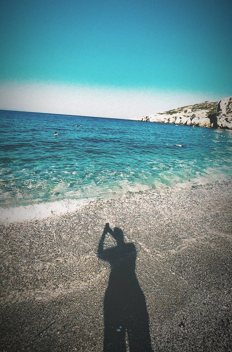 Beach life 🍺🤘💦☀️🎶
#SummerVibes #BeachVibes #SunandSea #bluesea #greece #summer2023 #bestplace