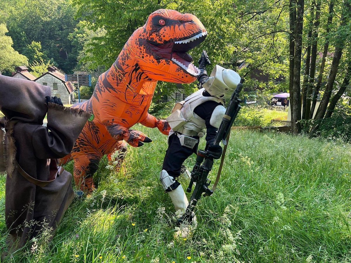 This is why you don’t tamper with time…

Member: TB-2301 of the @501stGG . 

@501Pathfinders #501st #StarWars #ScoutTrooper #Pathfinders #JurassicScout #LeadTheWay #BadGuysDoingGood