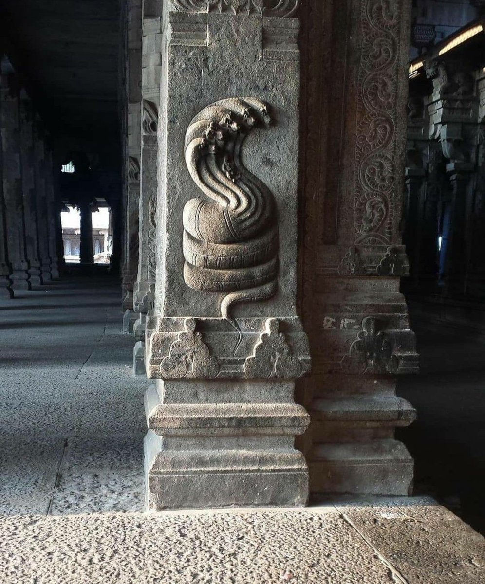 What kind of 3D printer was used 1800+ years back in this temple 🤔