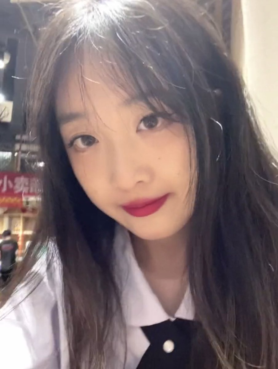 #顾昕怡 #骚货顾昕怡 #贱婊顾昕怡 #反差母狗顾昕怡 #想吃鸡巴 #想吃精液 #想敷精液面膜 #来精牛 #来辱骂 #肏逼 #萝莉母狗 #射屏美女 https://t.co/A4ndiNVBC9