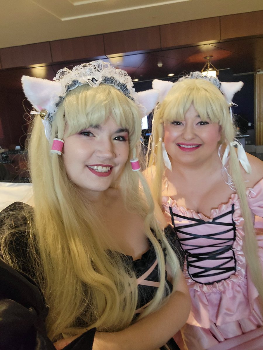 MommaSammu's tweet photo. @megturney THIS!  Friend and I wore Chii and Freya cosplays to Katsucon and I was SHOCKED how many people were excited to see is since I hadn't seen a Chobits cosplay in the wild for years. https://t.co/BA2dImr8FD