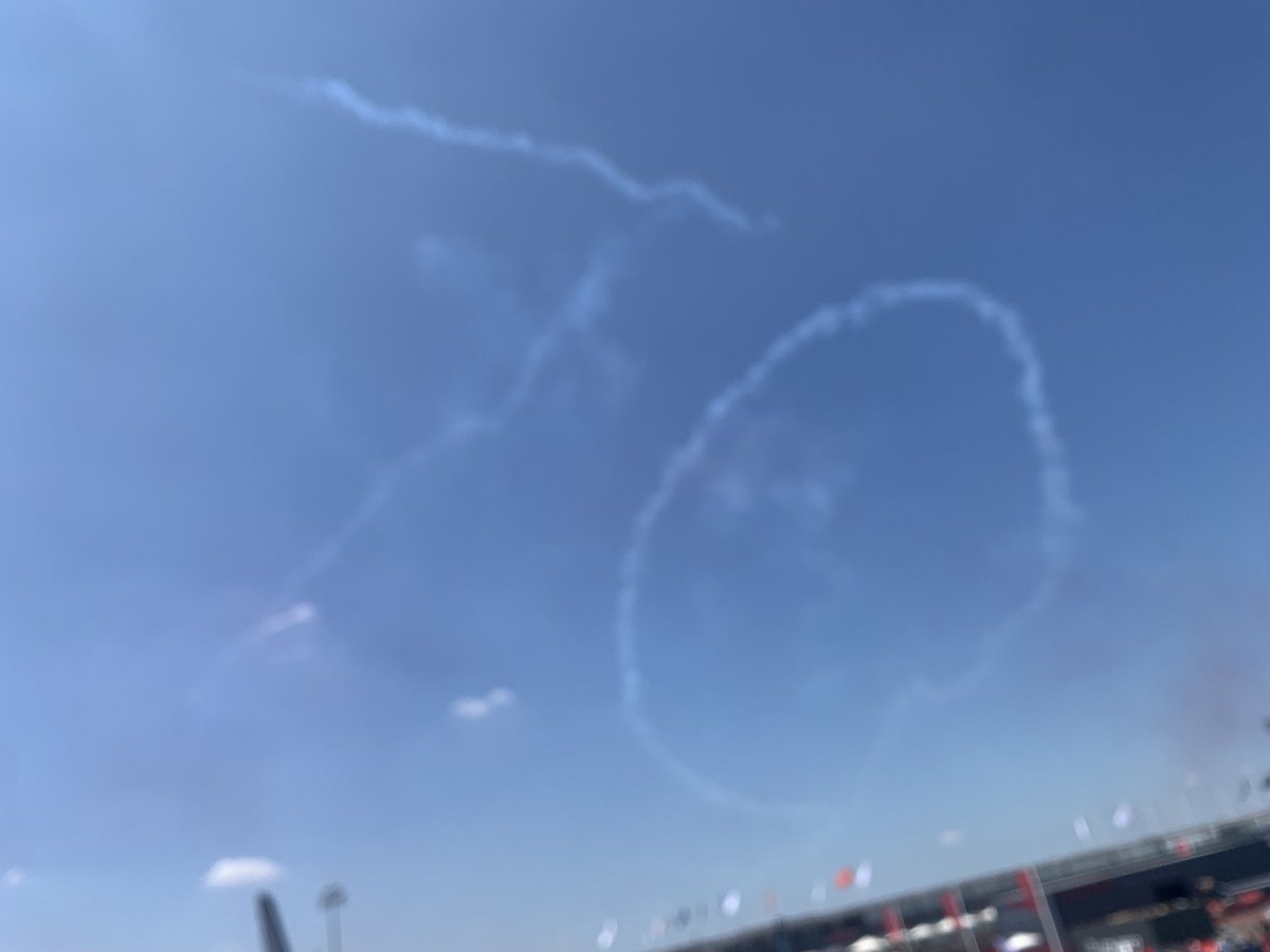 Ajmeunier's tweet image. Quelle fête magnifique ! Et toujours un succès populaire avec la @PAFofficiel. N’en déplaisent aux…😉 🚀✈️🇫🇷 #PAS2023 #PAS23 @salondubourget #Spacegeek #AvGeek #Lachroniquespatiale