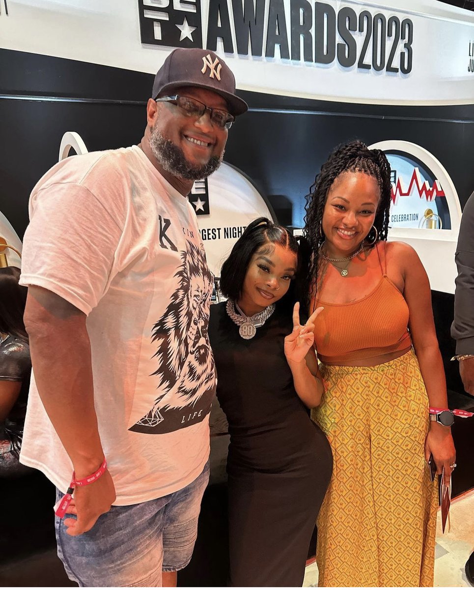 102 JAMZ tweet media