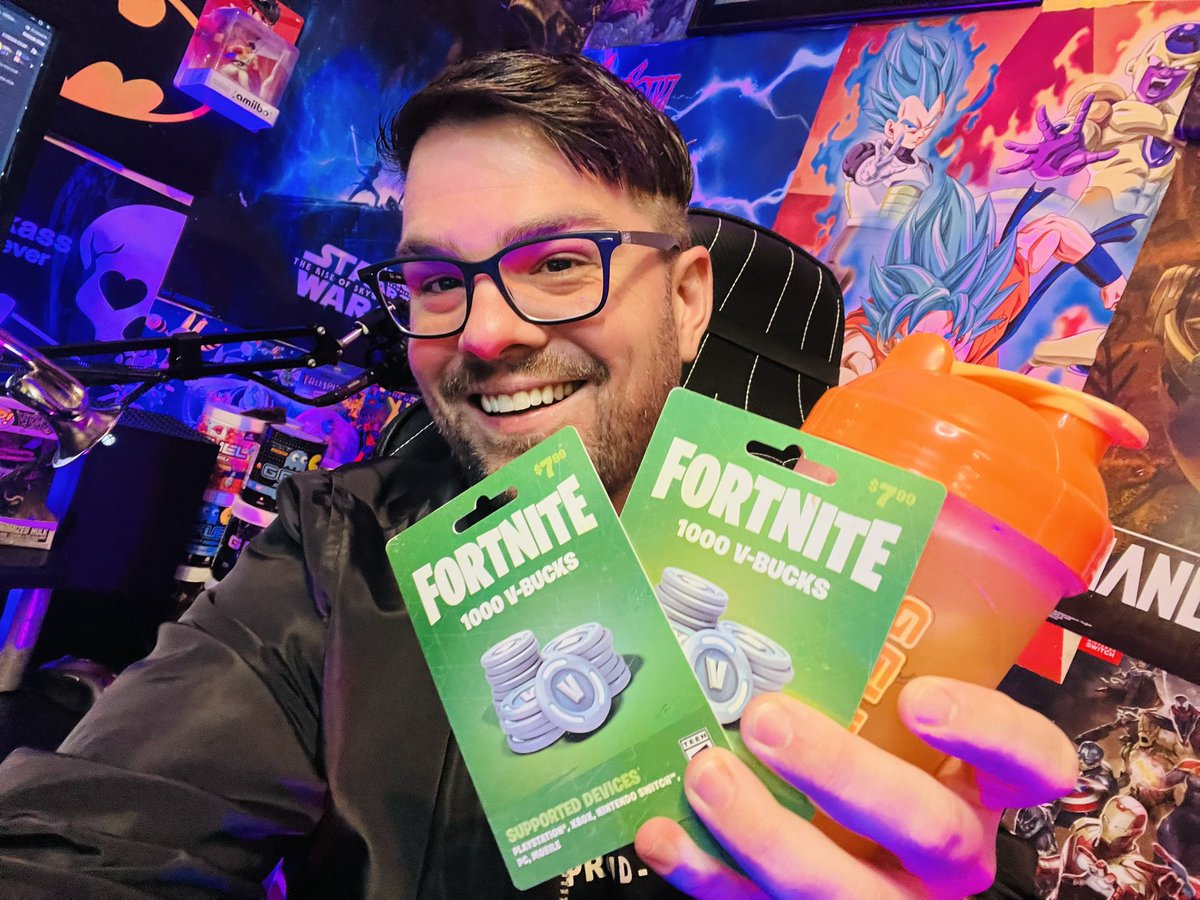Giveaway day! Vbucks, GFuel, Amazon Gift Card!!! Also splitscreen Fortnite with DogOwner!!! Live on Twitch!