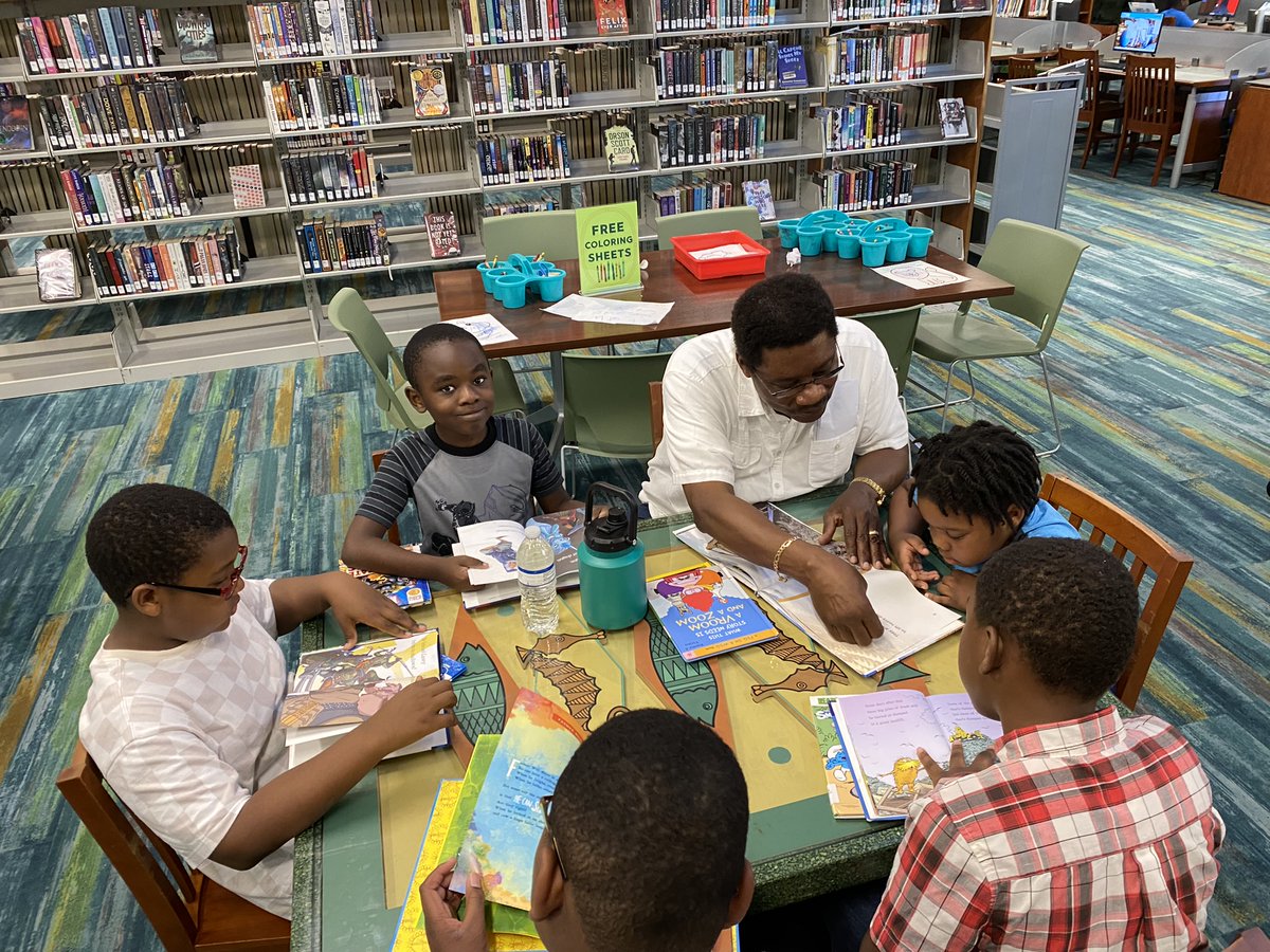 The Boynton Beach City Library has youth, teen, and adult programs! Check them out here: bit.ly/bblibraryprogr…
 #BoyntonBeach #BoyntonLibrary #libraryfun