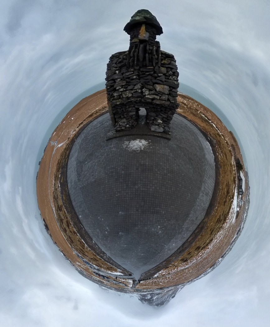 I enjoy using my 360 degree camera to take weird and unusual photos.

#photography #insta360 #360degrees #tinyplanet