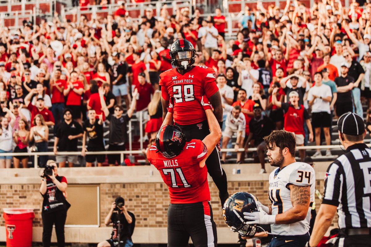 TexasTechFB's tweet photo. Only 🔟 Saturdays till 🏈 https://t.co/Q1nSKo3sbD