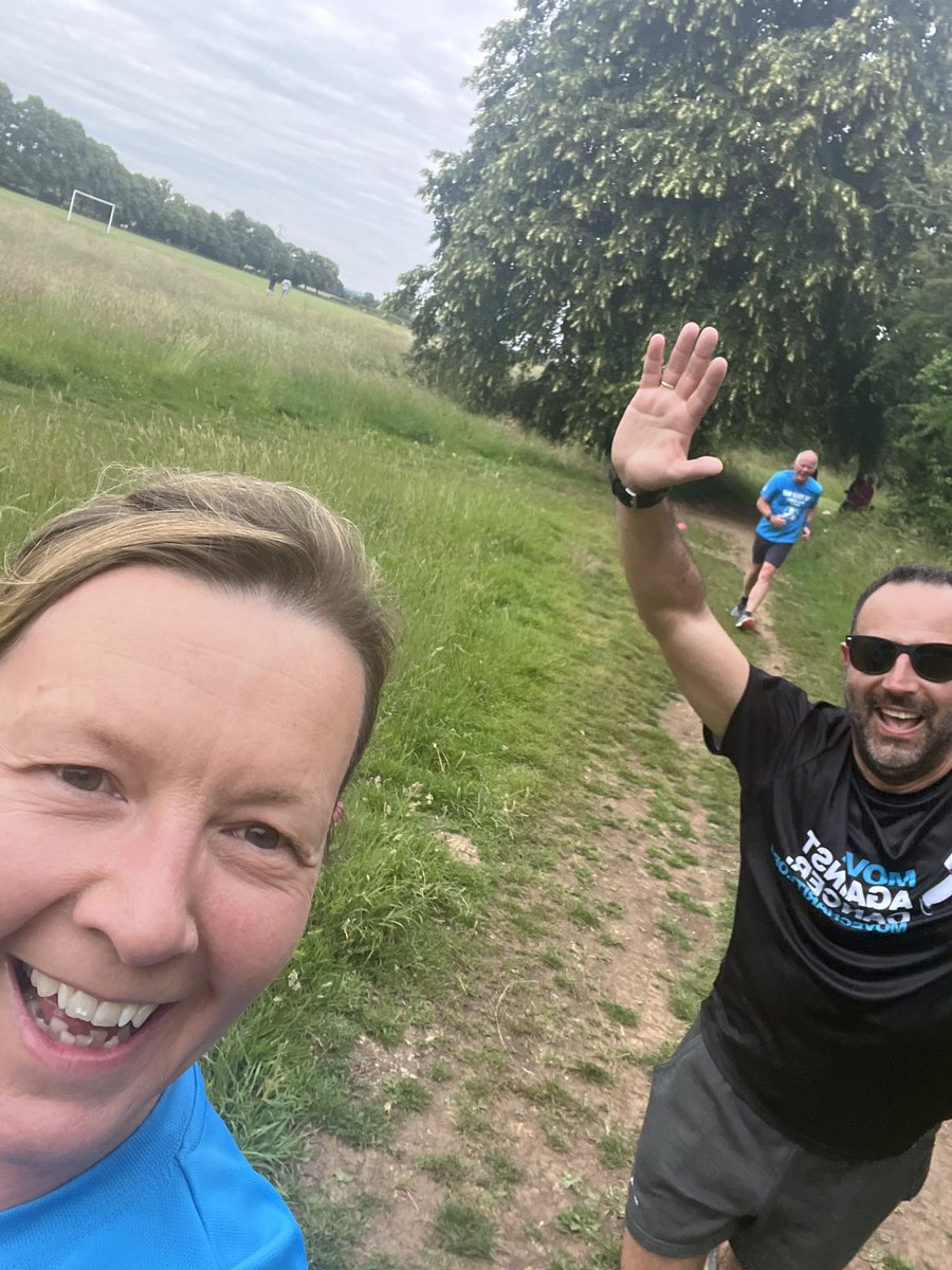 <a href="/parkrunUK/">parkrun UK</a> Yes!
#5KYourWay <a href="/Oxford5KYourWay/">Oxford 5K Your Way</a> <a href="/Oxfordparkrun/">Oxford parkrun</a> with a lovely #Tourist runner #Charlie join his from <a href="/forestrecpr/">Forest Rec parkrun</a> 💙🌳🧡🥵