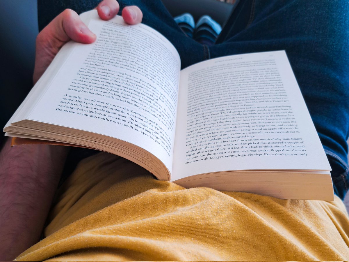 Colin📚 tweet media