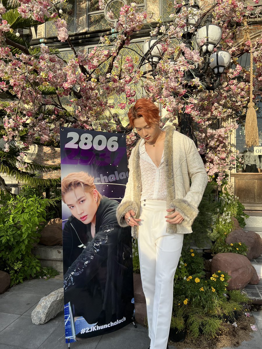 2J.Eden7777 tweet media