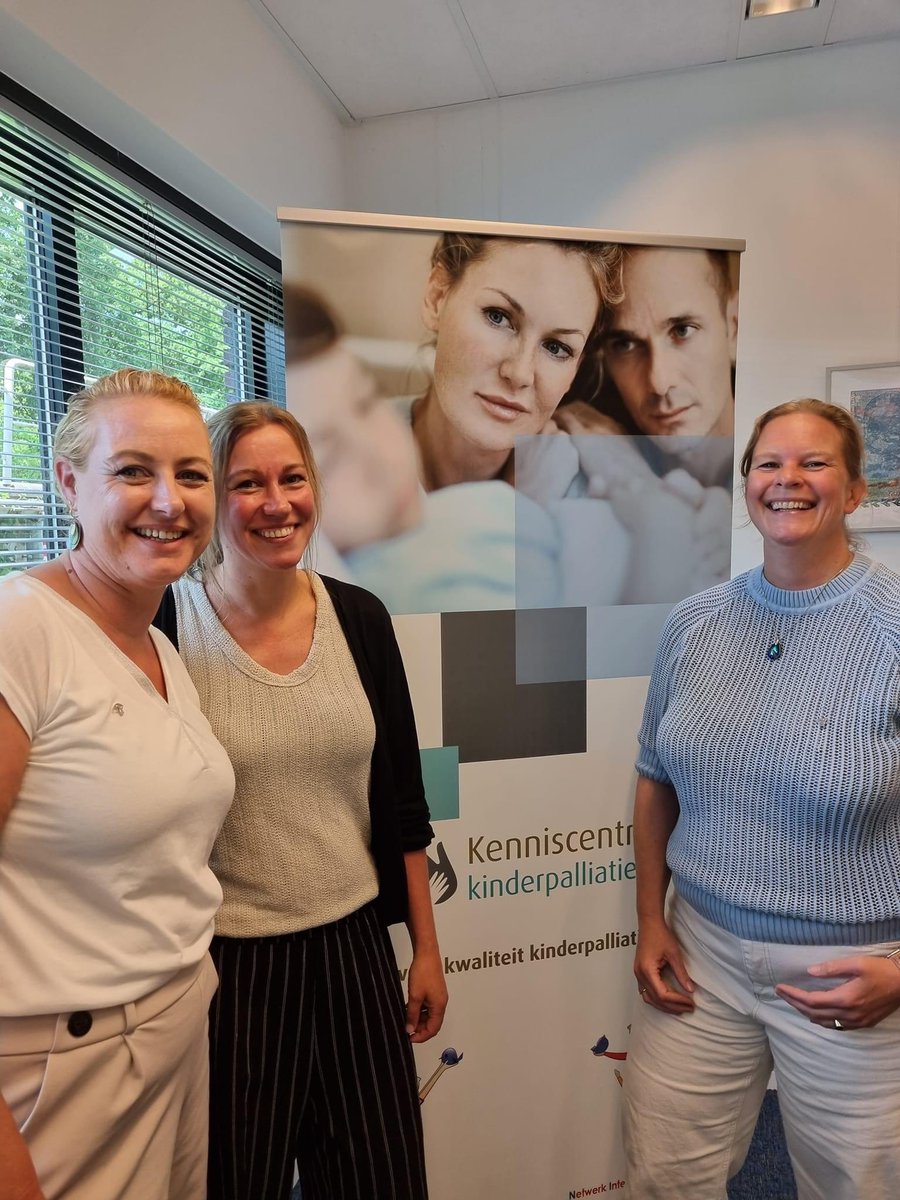 2CUnited's tweet photo. Vandaag was 2CU met 5 ZEVMB ouderexperts bij de aftrap van het Nationaal Programma Palliatieve Zorg 2 van @KindPalliatief. Zodat mensen met ZEVMB en hun naasten de komende vier jaar goed vertegenwoordigd zijn in deze belangrijke projecten.
#zevmb #2cu #palliatievezorg https://t.co/Rn8PuH8dZZ