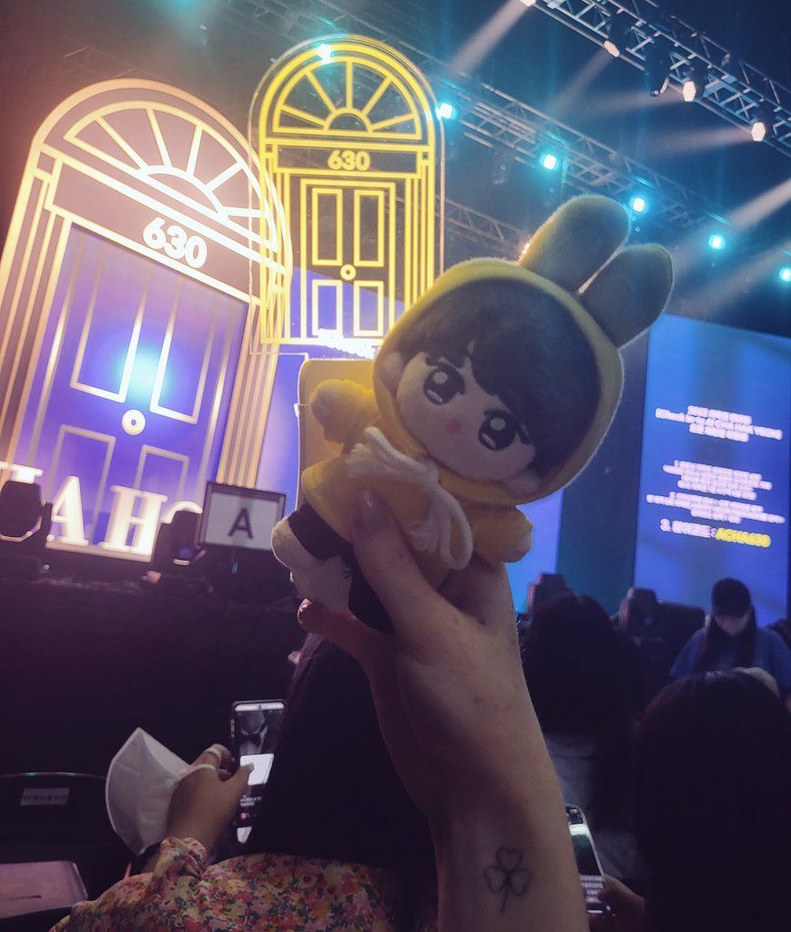owlyeon's tweet photo. 오늘의 기록_20230624🍀
내 힐링, 계속 우리에게 완벽한 무대를 소중하고 열심히 준비해셔서 얼마나 감사해요ㅠㅠ 오늘 마음속에는 갑자기 더 많은 감정들이 있는데 오빠에게 손편지로 말하고싶은 이야기 꼭 알려줄게요..🤭 
오늘도 수고했어 고마워! 늘 사랑해, 우리 도쿄에서도 만나요 @CHA_NNNNN 🩷 https://t.co/vpWn3Pn1Oc