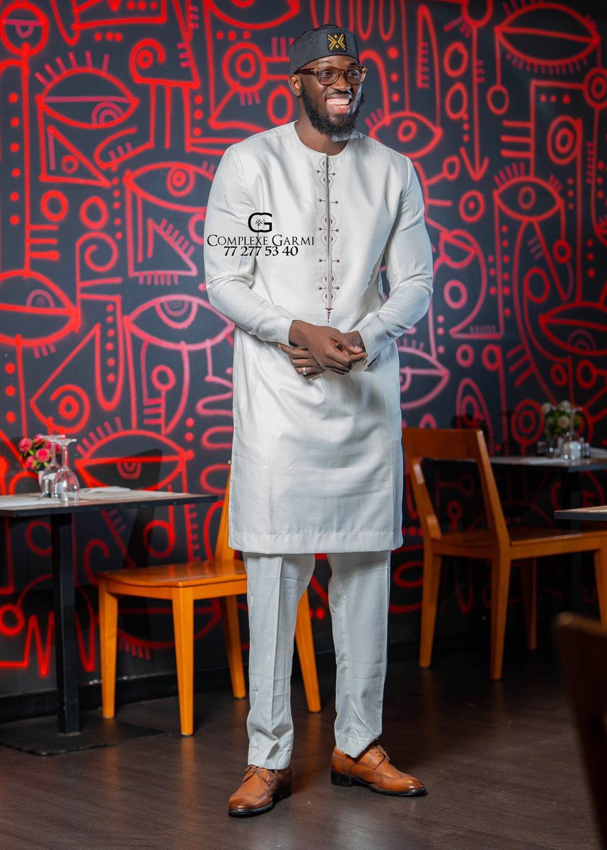 Complexe_GARMI's tweet photo. Vous voulez ou vous préférez du blanc pour la fête de tabaski ? Des tenue sont disponibles et sur différents  mesure.
Passez visitez  nots Complexe GARMI rue 6/19  et Mariste en face CBAO https://t.co/JnKVzUgrLp