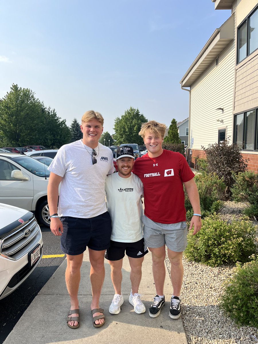 Sending off an absolute legend to <a href="/ButlerUFootball/">Butler Football</a> 

Verona TAP isn’t where it is today without this guy. Thanks for everything Army!

<a href="/masearmy8/">Mason Armstrong</a> 
<a href="/JosephMueller_/">Joe Mueller</a> 
<a href="/_TAPTRAINING/">Total Athlete Performance</a>