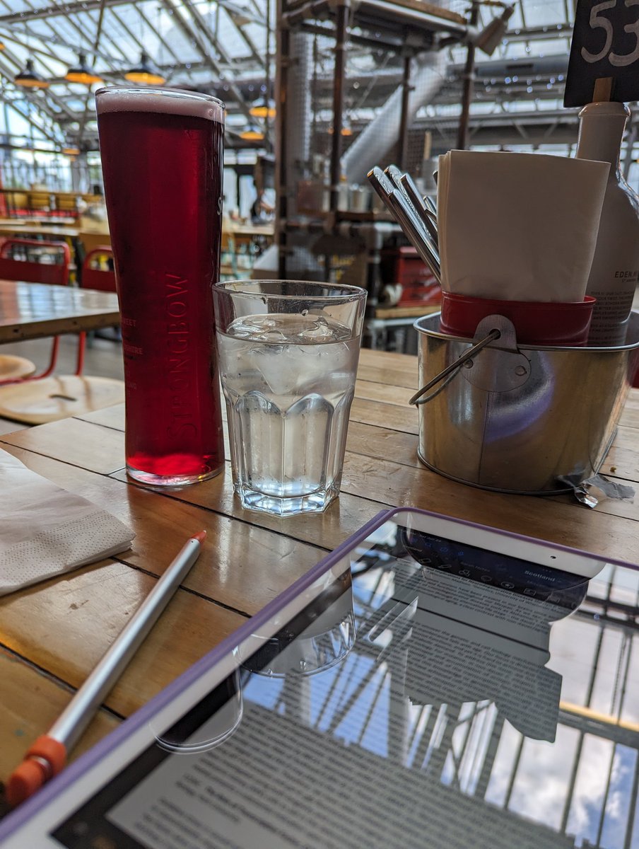 misscelegans's tweet photo. Looking over the abstract book for #Worm23 with a drink before registration, what's not to love? https://t.co/l5F3AYgeXb