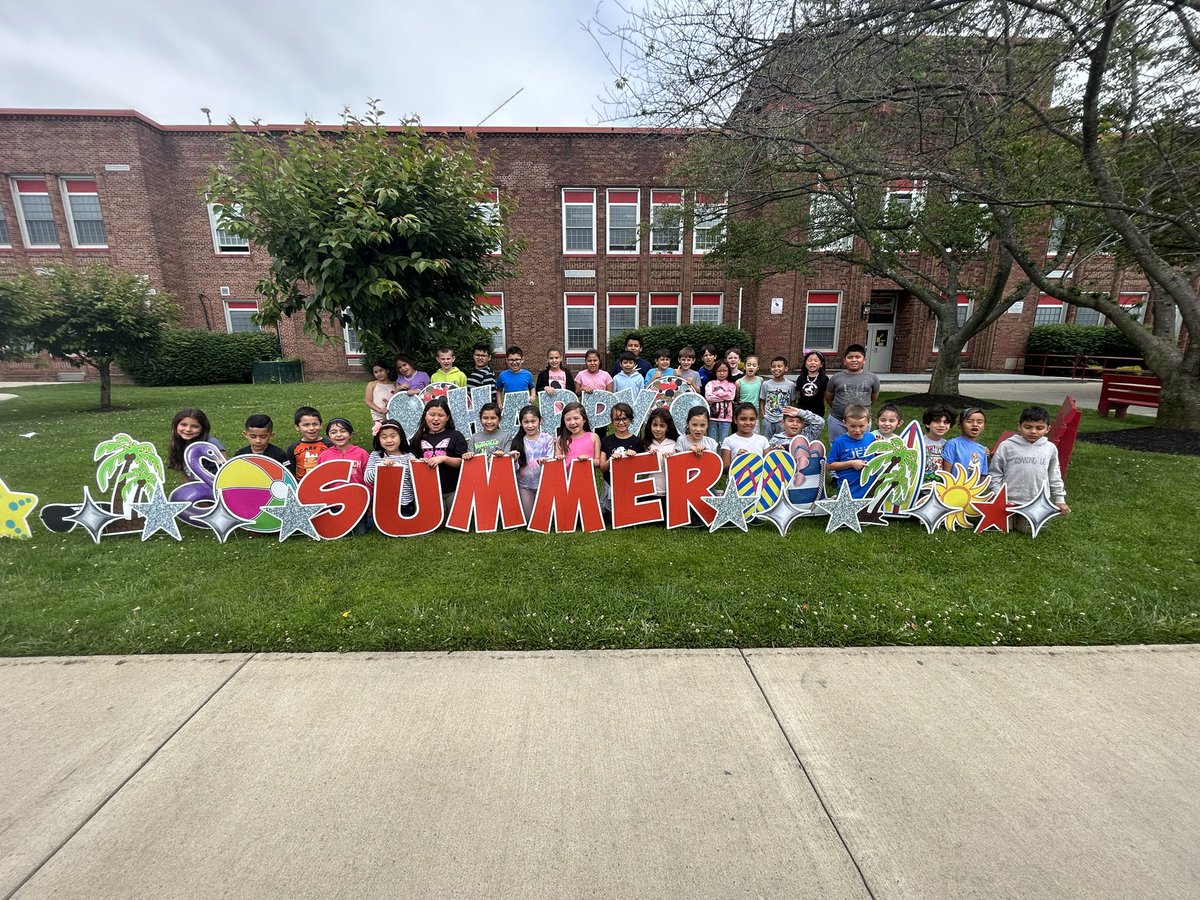 Happy Summer! Year 1 at Hampton  Street ✅ #mineolaproud #secondgrade