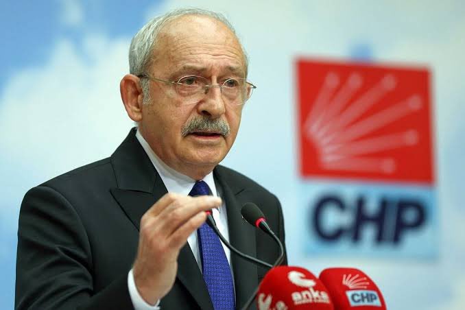 #Kılıçdaroğlu: Şimdi Rusya’da olanlar, umarım ders olur. Çünkü Rusya’nın Wagner’i, Türkiye’nin SADAT’ıdır. Buradan bir kez daha ilan ediyorum, halk düşmanı hiçbir paramiliter yapıya izin vermeyeceğiz.