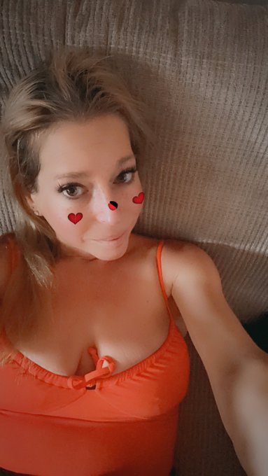 Sexy Saturday morning!! Xoxo mwah 💋 running errands https://t.co/bBZUXpwYs8<a href="/tag/fuck"class="tags"><span>#fuck</span></a>