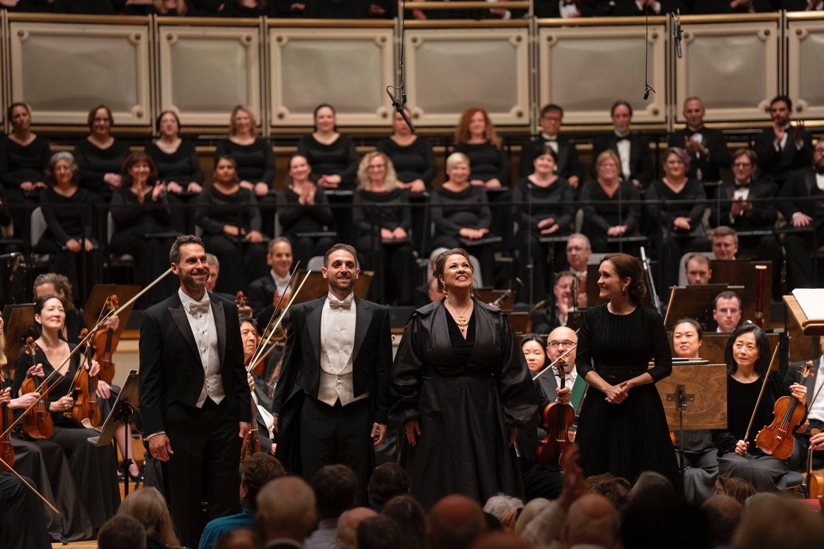 The moving performance also featured a quartet of renowned vocal soloists — soprano @morley_erin, mezzo-soprano Alisa Kolosova, tenor Giovanni Sala and bass-baritone @kyleket — and the chorus was prepared by guest chorus director Donald Palumbo. @MaestroMuti

📷: @toddrphoto