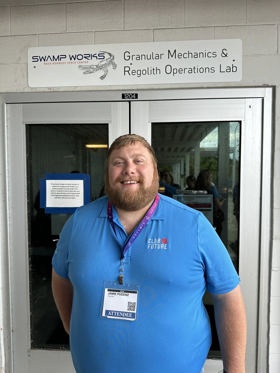 JamiePudenz's tweet photo. Final day of SPACE! Watched the SpaceX Falcon 9 launch (2nd launch I was lucky to witness within 27 hours apart), went on a tour to see the SWAMP Works Lab and the incredible things being worked on planet excavation, visited with a REAL astronaut, and had a few “see ya later’s”! https://t.co/iOws0PjswX