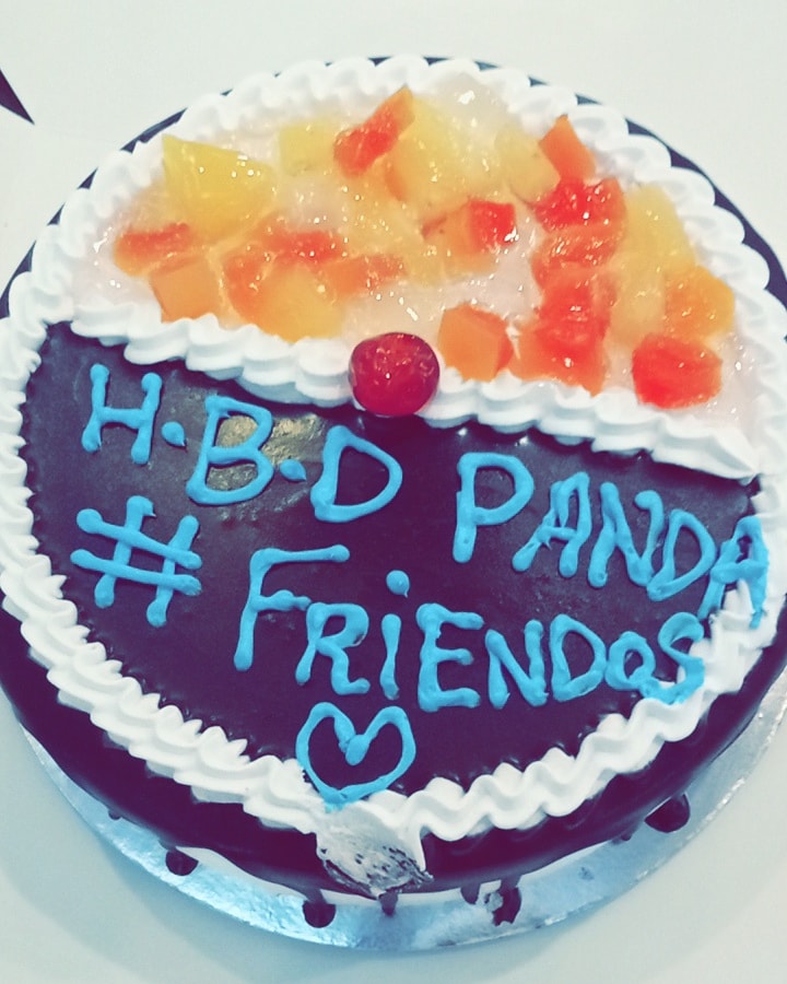 badtameez77's tweet image. Happy BrthDay #FRIENDOS🎂😭❤️
ALLAH Maaf Kre Itne Manhoos Log Haen Sub K Sub Or Sub Se Special Manhoos Insan Ha @Rafay_ali32🖐️
But Joh Bhi Haen Jese Bhi Haen Blessed To Have Uh All Stay Happy Stay Same Manhooson🩷❤️
#3yearsofFRIENDOS