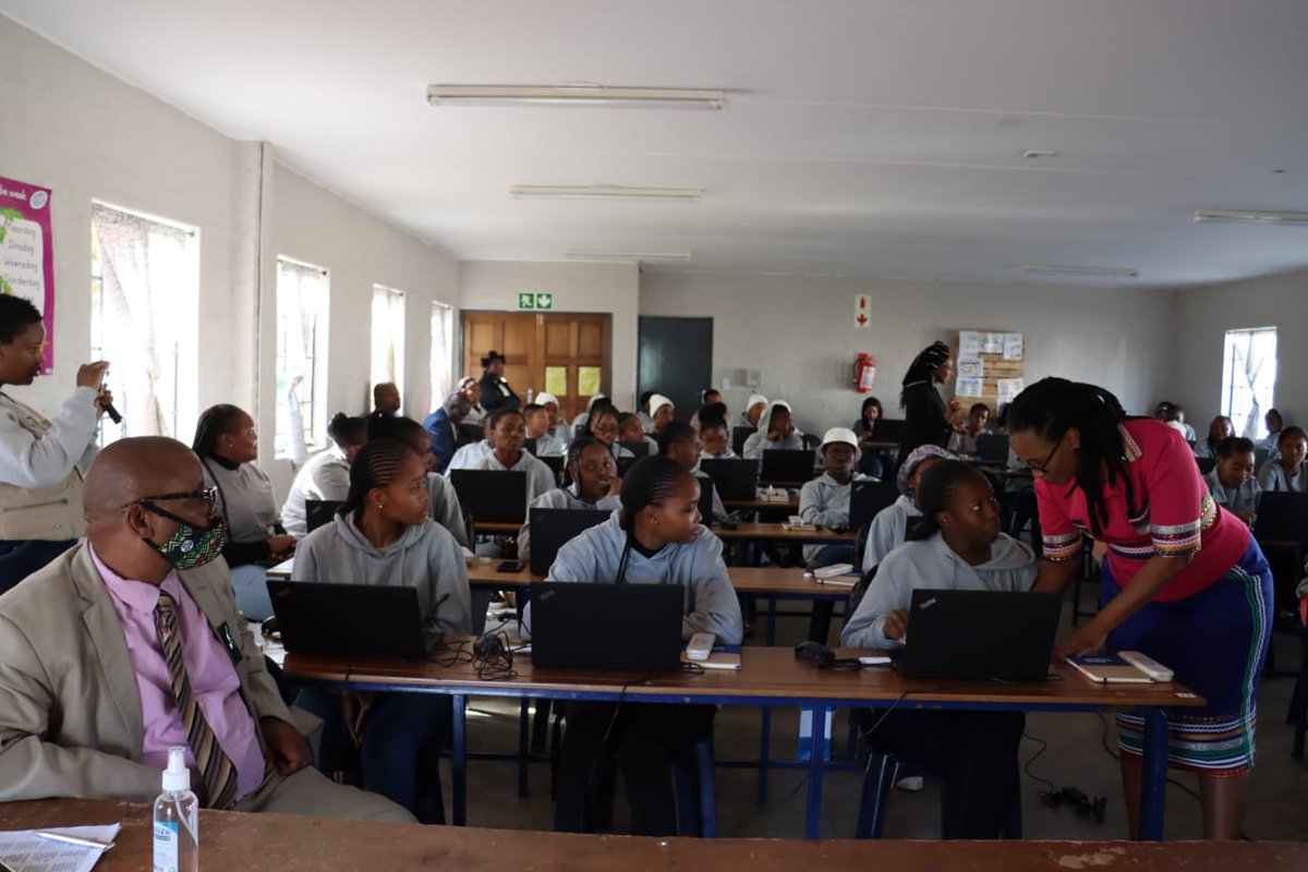 DBE_SA's tweet image. Aimed at helping build digital skills among young women, #AfricanGirlsCanCode was launched in 2018 by UN Women, AU Commission in collaboration with ITU and UNECA, to provide training and empowerment for young girls and to grow their inclusion in the world of #tech.