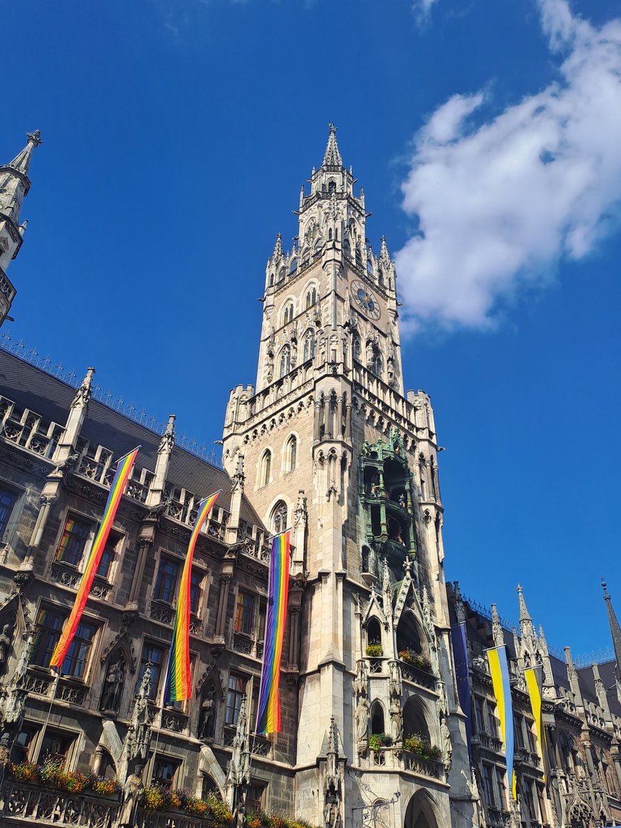 Perlmutt_Pearl's tweet photo. Christopher Street Day, Munich, 2023
Be proud, be free!!
#loveislove #Pride2023 #BiHappy 🩷💜💙 https://t.co/1fT9XnnO9D