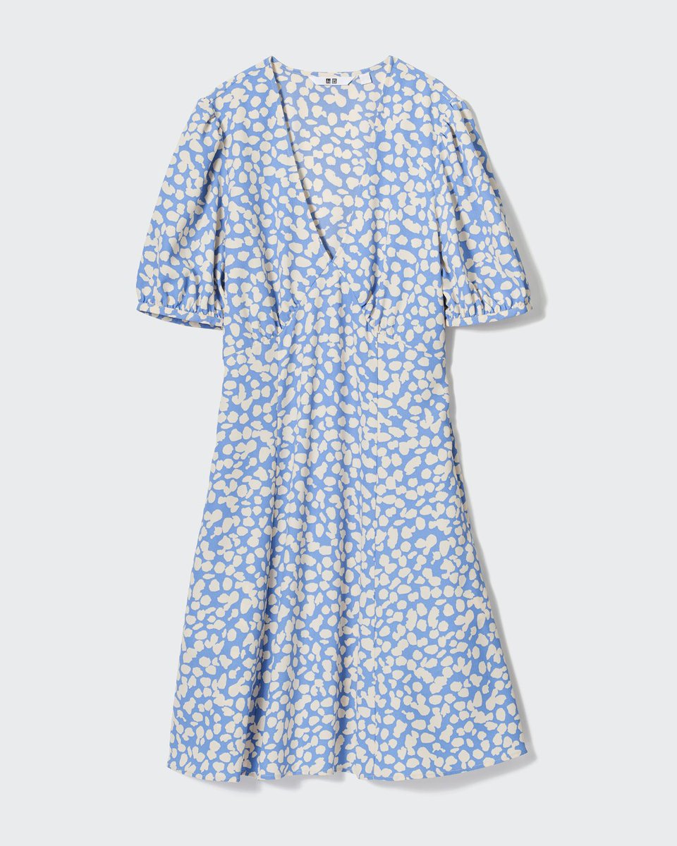 UNIQLO on Twitter "Dress up in fun, floral prints this summer! 💐