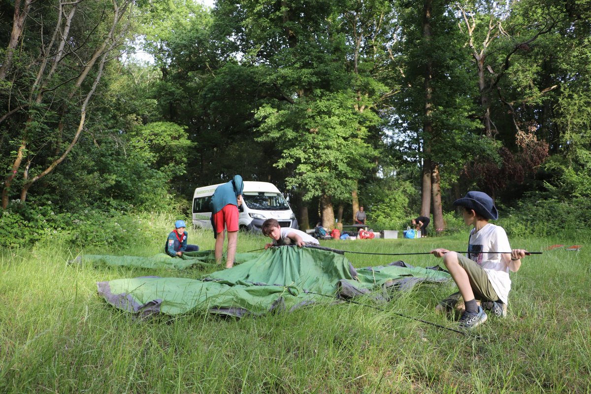 WestsideScouts's tweet photo. Scouts settling in to our summer weekend away at @FrylandsWood as we work towards our Outdoor Challenge awards - setting up site and planning their menus for the remainder of the weekend https://t.co/DhSsiVS2AH
