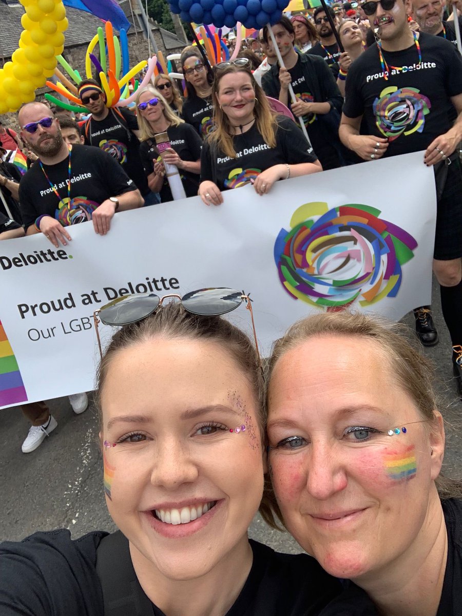 I had a ball today with my wingwoman @sjsneddon at #EdinburghPride. 

(and if you ever wondered who were behind the many @DeloitteProud and @DeloitteUK_Scot tweets…. 🤫😉) 

#ProudAtDeloitte
