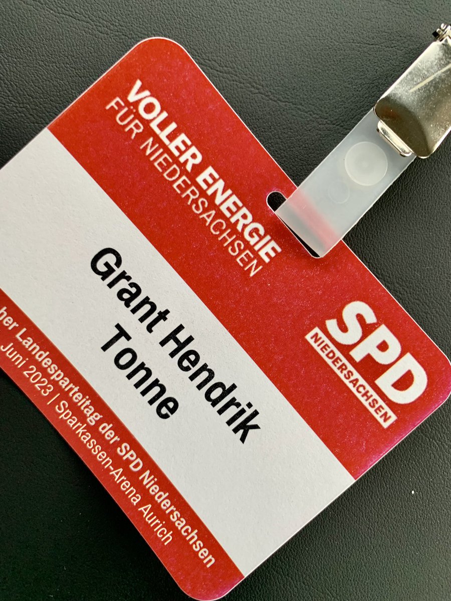 Heute war der #Landesparteitag der #SPD #Niedersachsen. Herzlichen Glückwunsch an Stephan #Weil und an Dörte Liebetruth. Einen großen Dank an meine Vorgängerin Hanne Modder. Ich darf seit heute stellvertretender Landesvorsitzender sein. Ich freue mich auf die gemeinsame Arbeit.