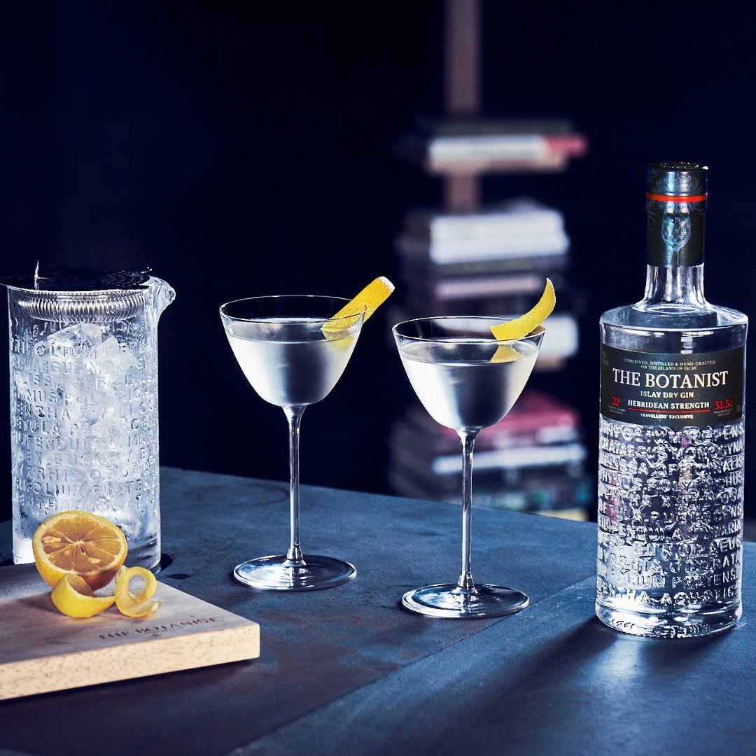 What do Dusseldorf, Johannesburg and Vienna all have in common? These are the three latest airports to stock The Botanist Hebridean Strength!

#HebrideanStrength #AirportShopping